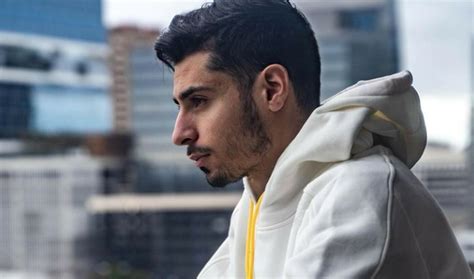zooma (live)|ZooMaa .